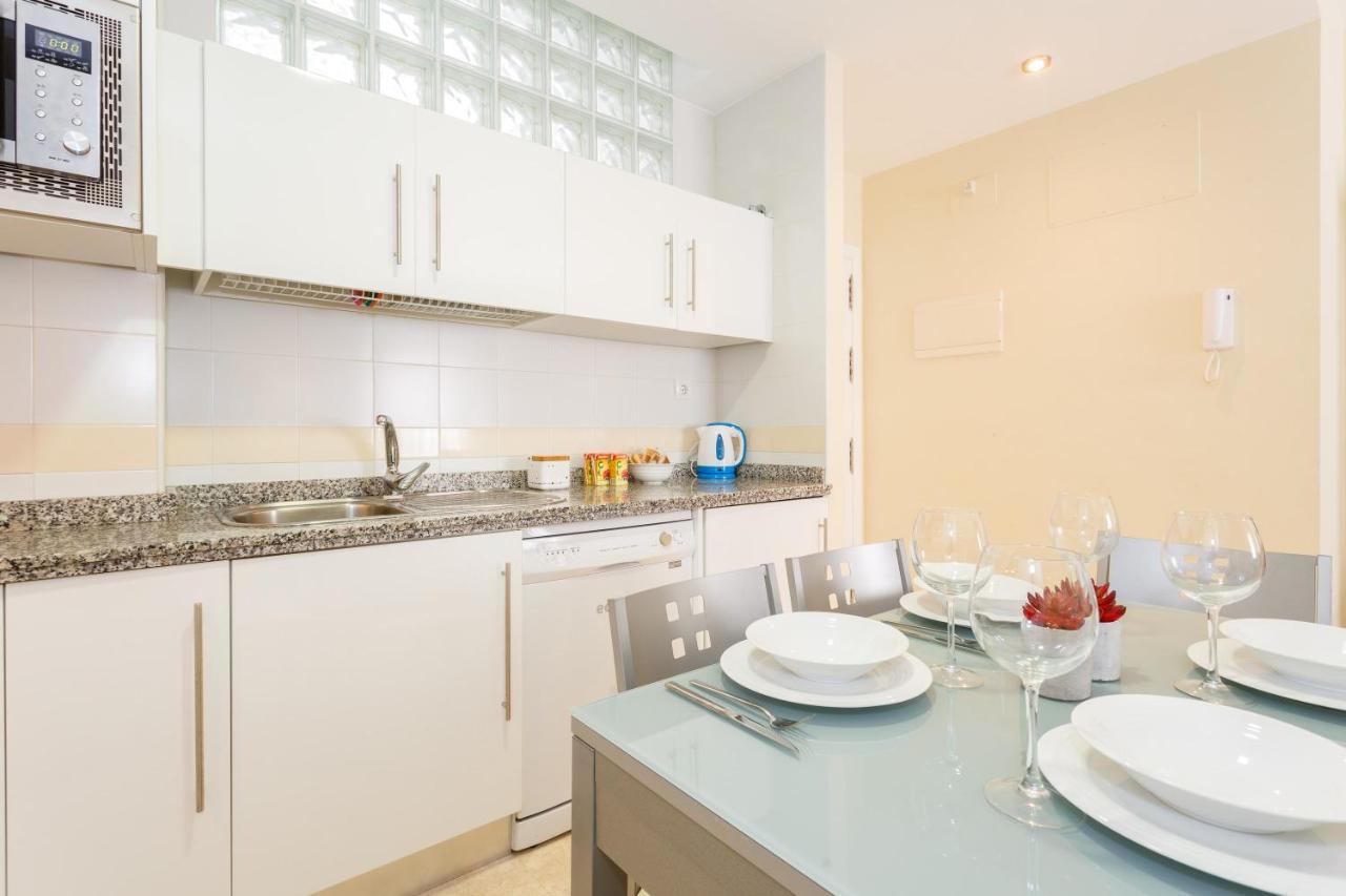 Apartamento Playa Cadiz By Isa Hoteles Ngoại thất bức ảnh